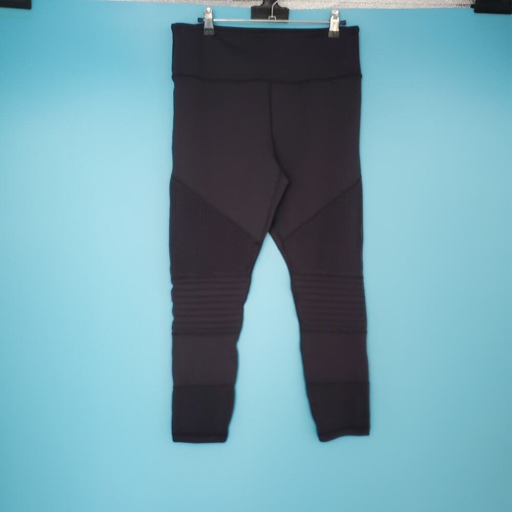 Zyia Active Leggings Size 14-16 Cropped High Rise